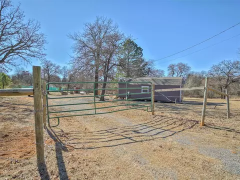 15000 E Post Oak Rd, Noble, OK 73068