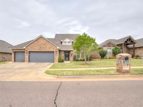 8213 NW 160th St, Edmond, OK 73013