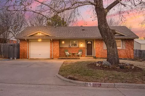 2707 Osage Way, Norman, OK 73071