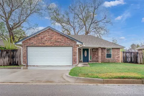 3708 Redbud Dr, Spencer, OK 73084
