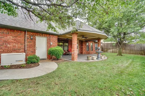 809 Queens Way, Altus, OK 73521 photo 47