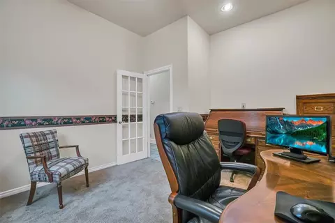 809 Queens Way, Altus, OK 73521 photo 31