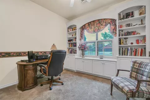 809 Queens Way, Altus, OK 73521 photo 30