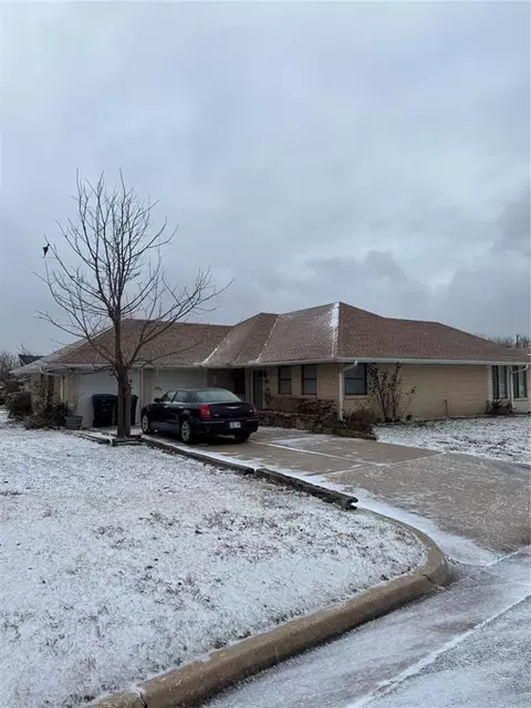 10217 N Military St, Oklahoma City, OK 73114
