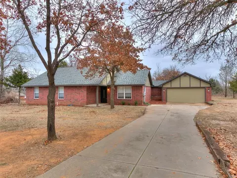 11210 NE 10th St, Choctaw, OK 73020