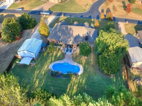 14297 Shady Tree Dr, Edmond, OK 73034