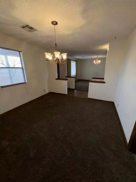 1716 W 9th St, Cushing, OK 74023 photo 14