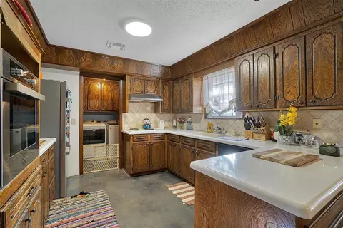 701 Canterbury Blvd, Altus, OK 73521 photo 13