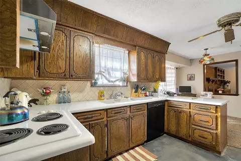 701 Canterbury Blvd, Altus, OK 73521 photo 14