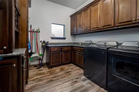 1200 E Rock Creek Rd, Tuttle, OK 73089 photo 32
