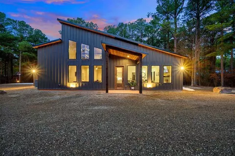 79 Aluma Craft Trl, Broken Bow, OK 74728
