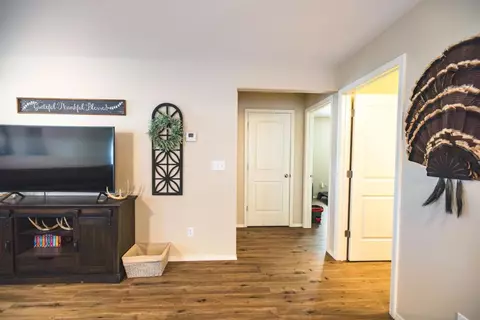 104 N Cedar Ave, Stroud, OK 74079 photo 7