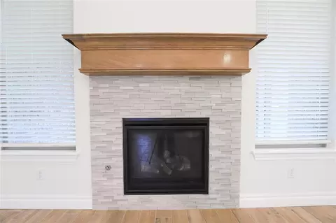 Living - 12601 Samara Dr, Moore, OK 73173 photo 3 of 3