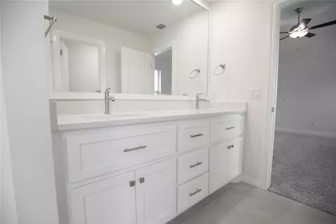 Bath - 12601 Samara Dr, Moore, OK 73173 photo 1 of 7