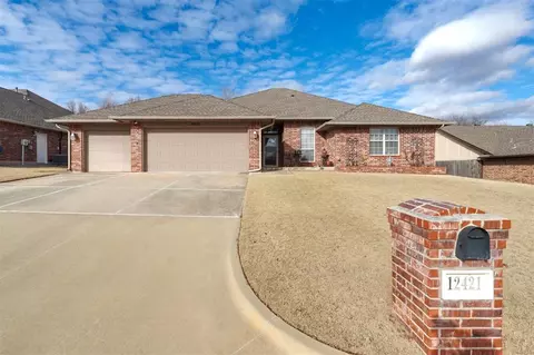 12421 Sussex Rd, Midwest City, OK 73130