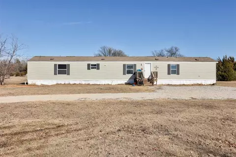 105668 S Meadowood Dr, Mcloud, OK 74851