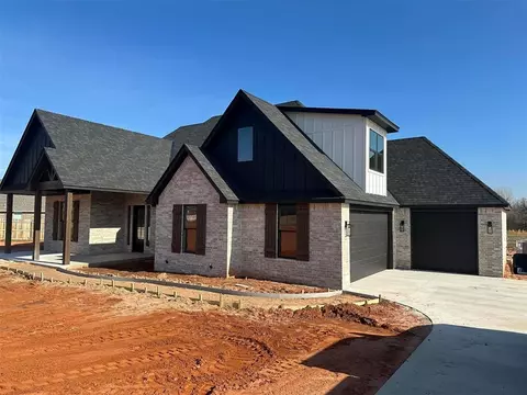 1037 Heritage Hills Dr, Tuttle, OK 73089