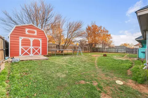 2108 Meadowview Dr, Duncan, OK 73533 photo 22