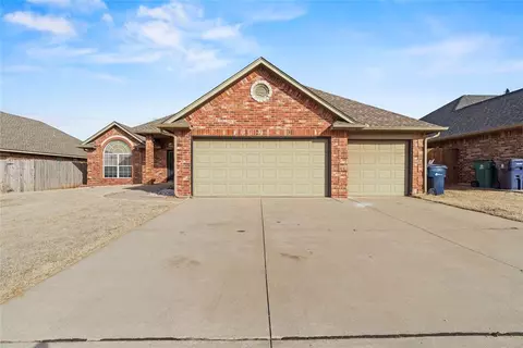 10621 NW 40th Ter, Yukon, OK 73099