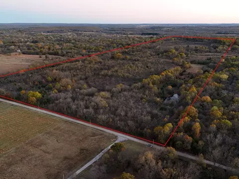 Howard Road, Okmulgee, OK 74447