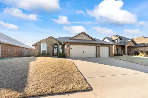 9912 NW 142nd St, Yukon, OK 73099