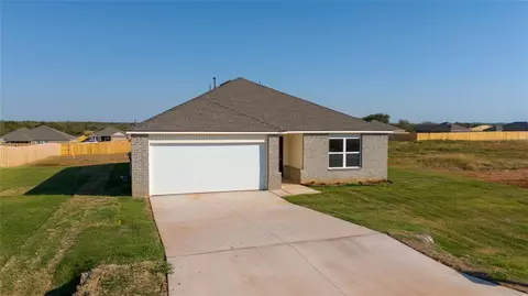 2812 E Hilltop Ave, Stillwater, OK 74074