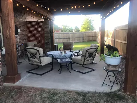 1920 Alexander Way, Yukon, OK 73099 photo 3