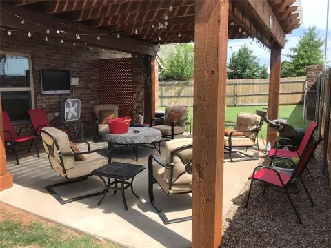1920 Alexander Way, Yukon, OK 73099 photo 4