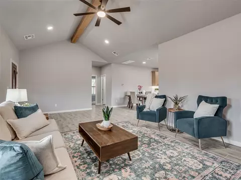 701 E Grant Ave, Guthrie, OK 73044 photo 8