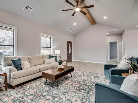 701 E Grant Ave, Guthrie, OK 73044 photo 7