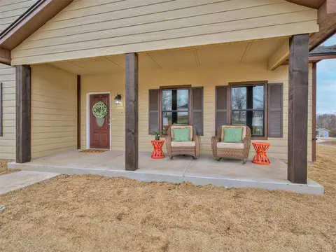 701 E Grant Ave, Guthrie, OK 73044 photo 3