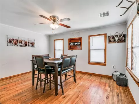 324 S Maple St, Crescent, OK 73028 photo 5