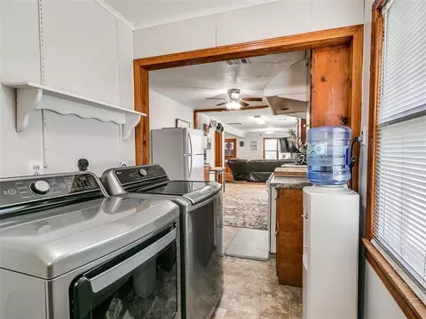 324 S Maple St, Crescent, OK 73028 photo 9