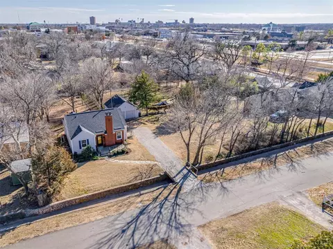 116 Beal St, Norman, OK 73069 photo 3