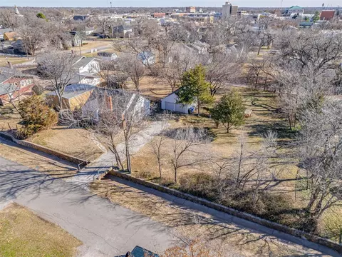 116 Beal St, Norman, OK 73069 photo 27