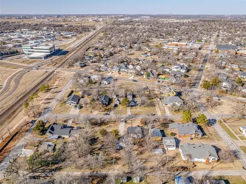 116 Beal St, Norman, OK 73069 photo 34