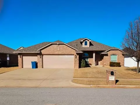 1237 SE 16th Pl, Newcastle, OK 73065