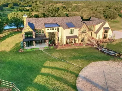 14400 Highpointe Dr, Arcadia, OK 73007