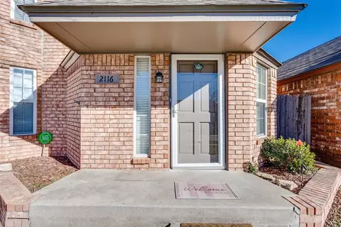 2116 Meench Dr, Moore, OK 73170 photo 4