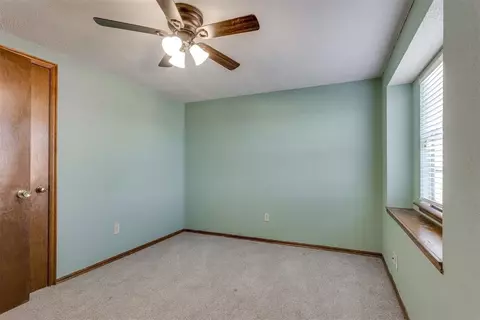 2116 Meench Dr, Moore, OK 73170 photo 42