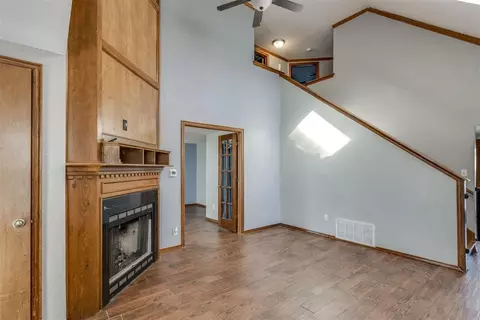 2116 Meench Dr, Moore, OK 73170 photo 6