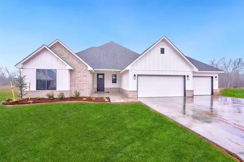 208 Shavano St, Shawnee, OK 74804
