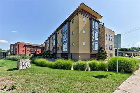 401 E Boyd St #206, Norman, OK 73069