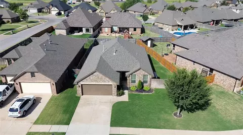 18209 Bridlington Dr, Edmond, OK 73012