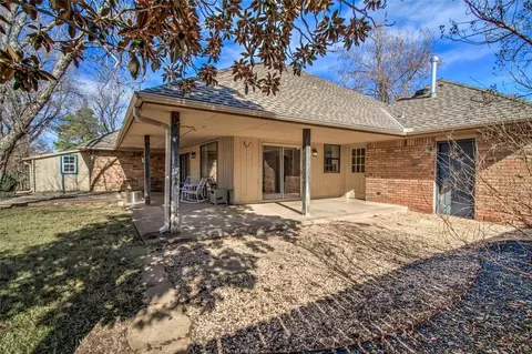 13101 Red Eagle Pass, Edmond, OK 73013 photo 3