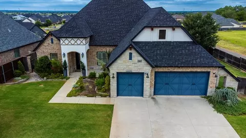 3208 Rolling Woods Dr, Norman, OK 73072