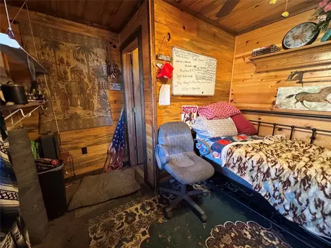 Bedroom - 1932 E 2050 Rd, Hugo, OK 74743 photo 1 of 1