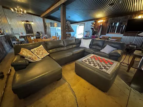 Living - 1932 E 2050 Rd, Hugo, OK 74743 photo 4 of 4