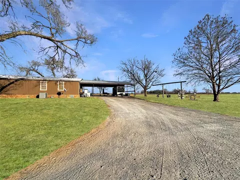 12451 Us 283 Hwy, Sayre, OK 73662