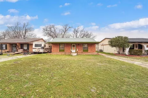1519 N Willard St, Altus, OK 73521